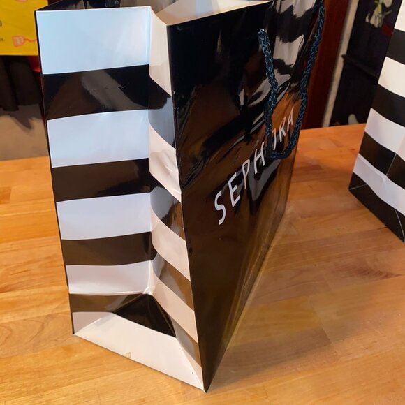Set of 5 Sephora store / gift bags - Picture 3 of 4